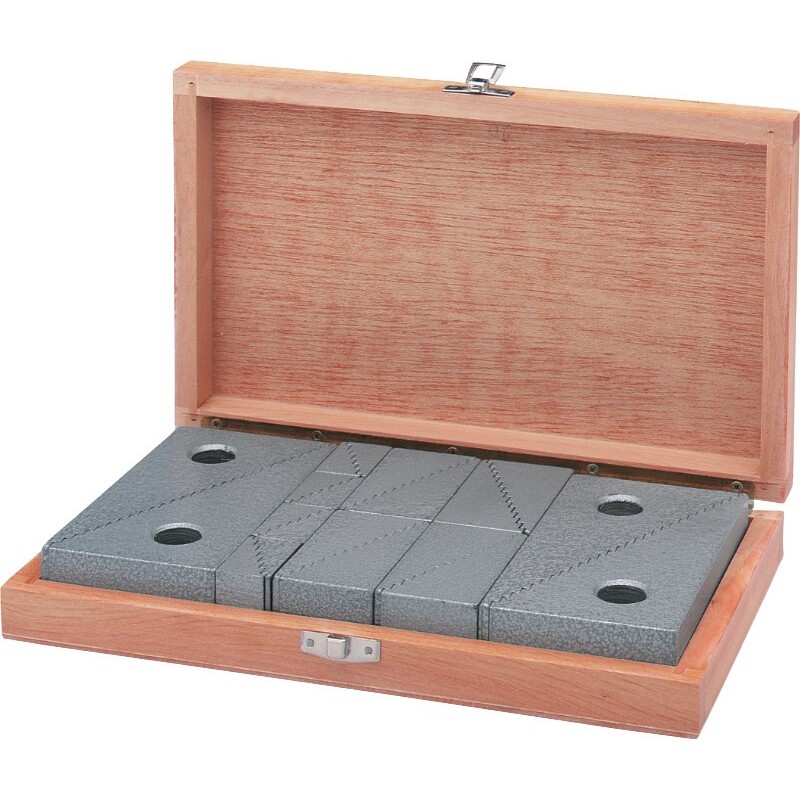 JUEGO CALZOS UNIVERSALES 8 X 25-50 MM. 8 X 35-100 MM. 4 X 60-190 MM
